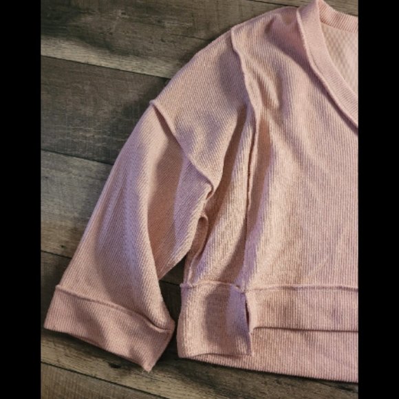 BDG Urban Outfitters Oversized Pink Cropped Sweater - Picture 3 of 10